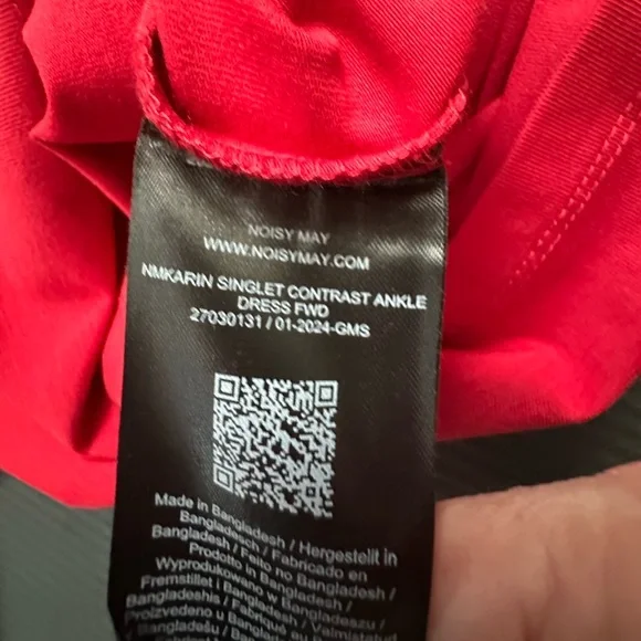 Noisy May Red Maxi Dress with White Trim - Picture 3 of 7